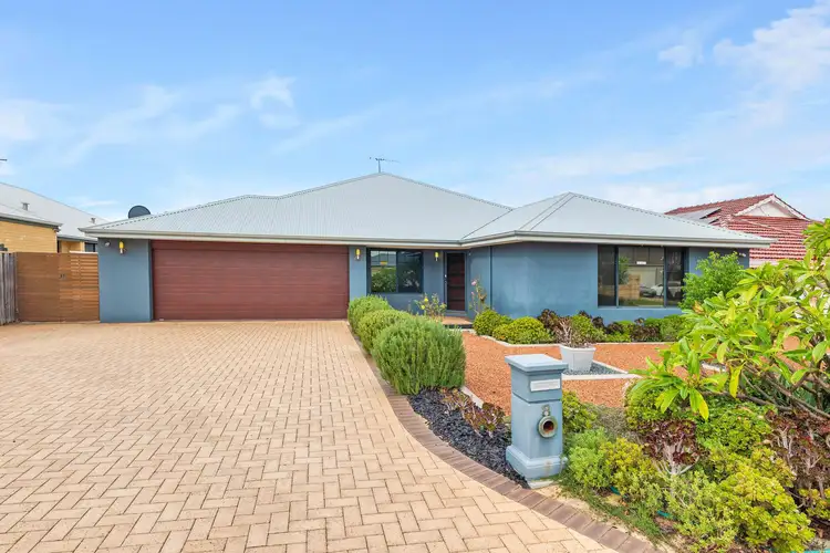 8 Petworth Drive, The Vines WA 6069