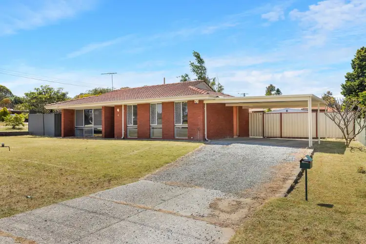8 Preston Road, Parmelia WA 6167