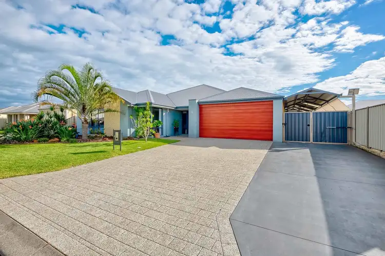 Second view of Homely house listing, 4 Ammolite Way, Australind WA 6233