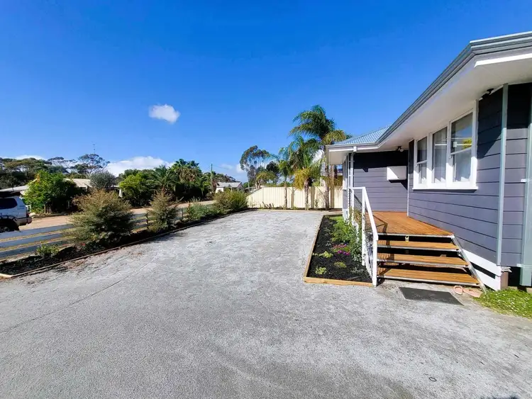 Second view of Homely house listing, 15 Hope St, Beverley WA 6304