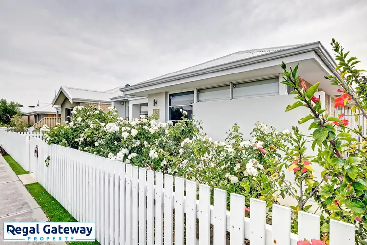 Second view of Homely house listing, 17 Essence Bend, Atwell WA 6164