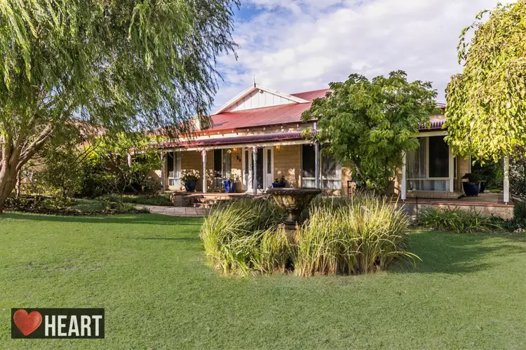 2 Birchgrove Court, Bibra Lake WA 6163