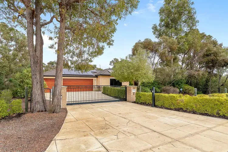 1 Vellender Road, Bedfordale WA 6112