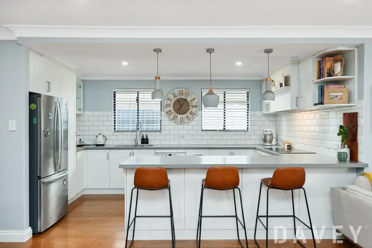 37 Glengarry Drive, Duncraig WA 6023