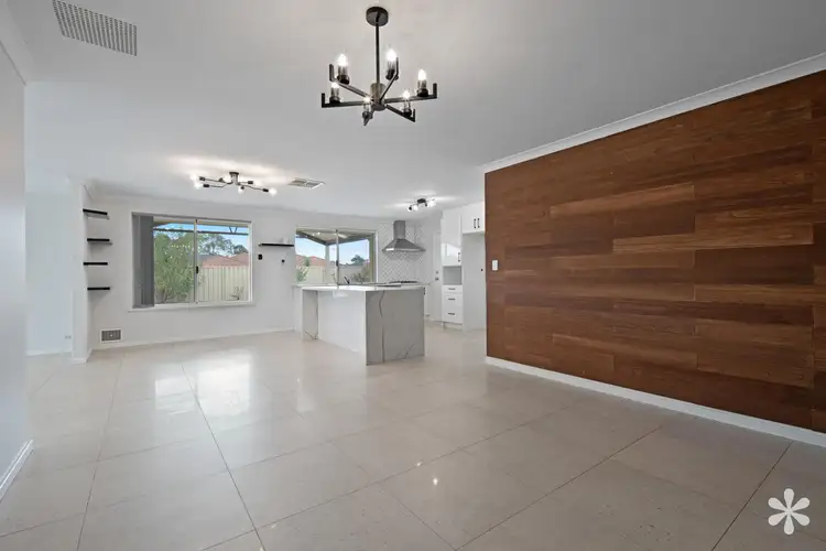 2 Banda Boulevard, Canning Vale WA 6155