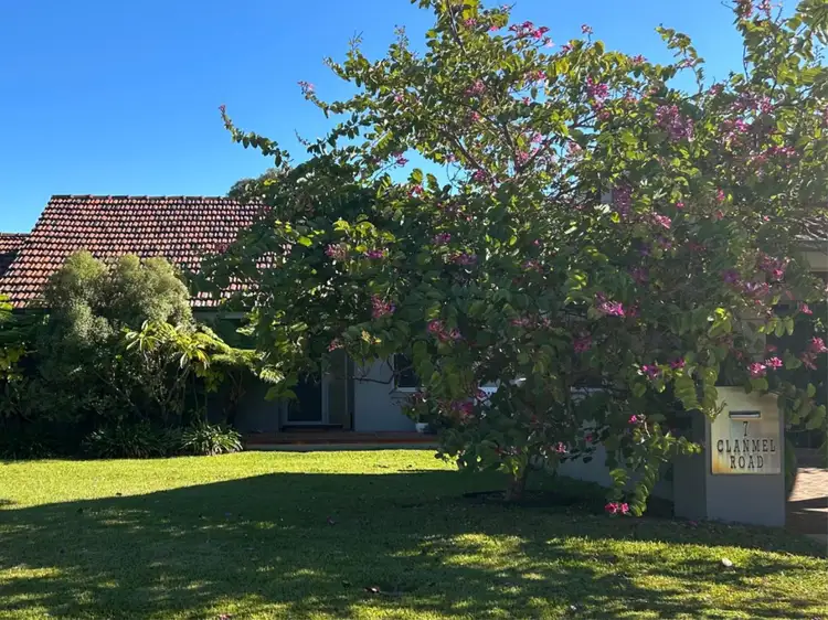 7 Clanmel Road, Floreat WA 6014