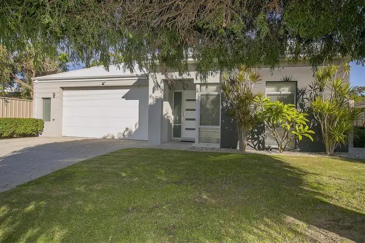 15 Westlake Road, Morley WA 6062