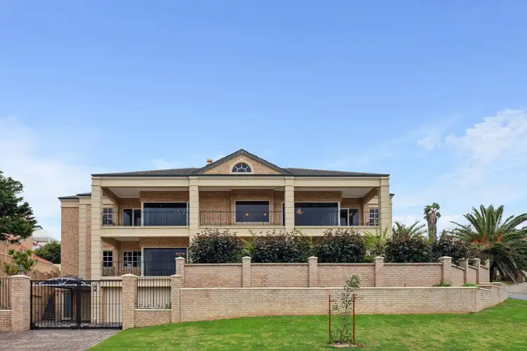 2 Wayeela Place, City Beach WA 6015