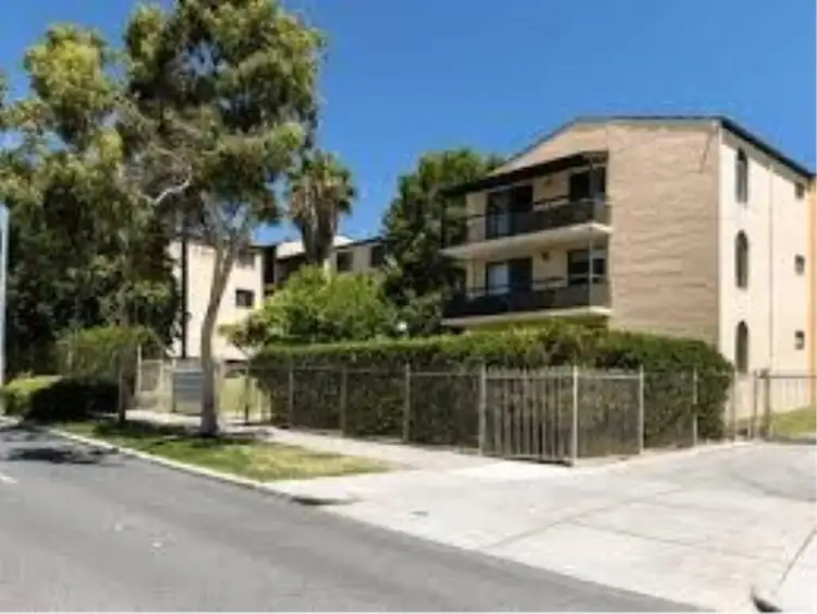 51/147 Charles Street