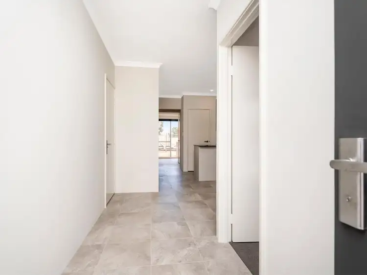 Fourth view of Homely house listing, 39 Ashcroft Way, Wattle Grove WA 6107