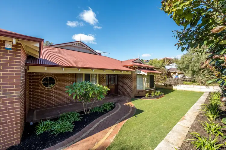 46 Chardonnay Drive, The Vines WA 6069
