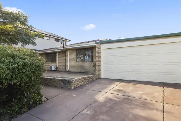 2 Sanford Court, Heathridge WA 6027