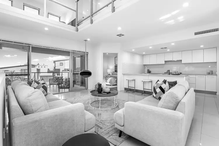 2/14 Sackville  Terrace, Scarborough WA 6019