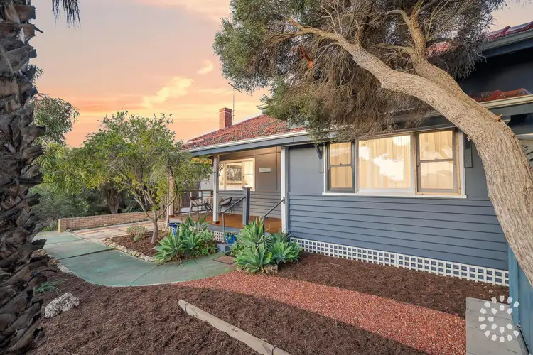 18 Newmarket Street, Beaconsfield WA 6162