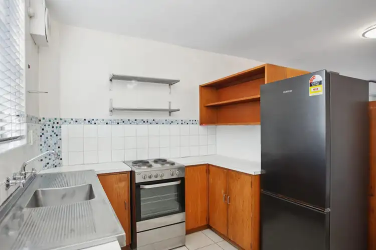 Fifth view of Homely unit listing, 1/171-173 Elliott Road, Scarborough WA 6019