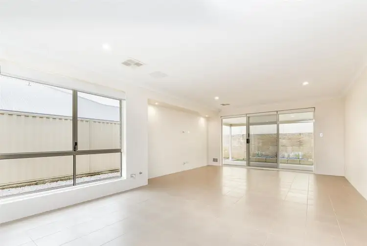 Sixth view of Homely house listing, 20 Monticola Gardens, Aubin Grove WA 6164