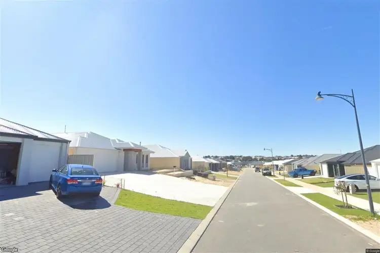 17 Goldsworthy Loop, Dawesville WA 6211