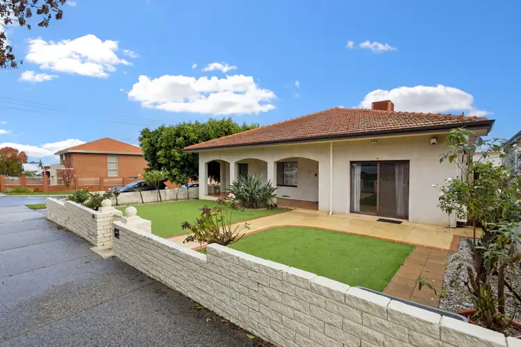 43 Flinders Street, Mount Hawthorn WA 6016