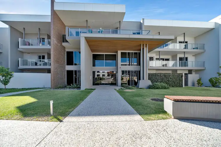 10/75 Amherst Road, Canning Vale WA 6155