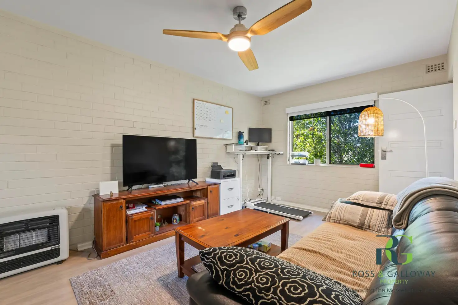 Main view of Homely unit listing, 10/33 Point Walter Road, Bicton WA 6157
