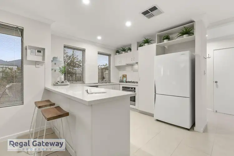 Sixth view of Homely house listing, 1/39 Peppermint Gardens, Aubin Grove WA 6164