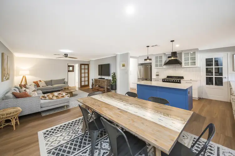 12 Octagon Gardens, Aveley WA 6069