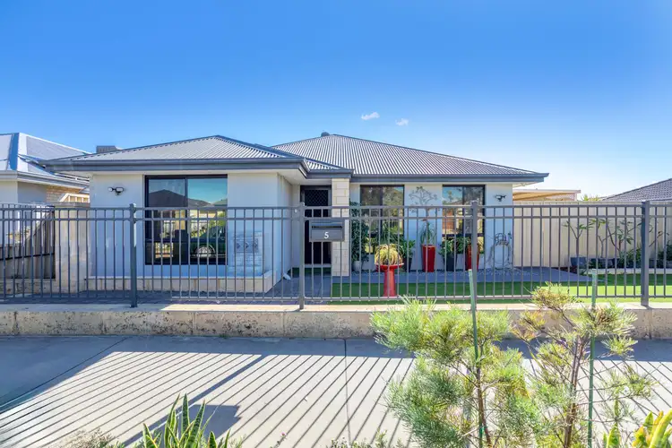 5 Goldfinch Bend, Harrisdale WA 6112
