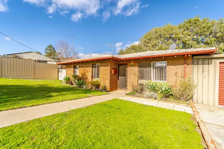 35 Bickner Way, Parmelia WA 6167