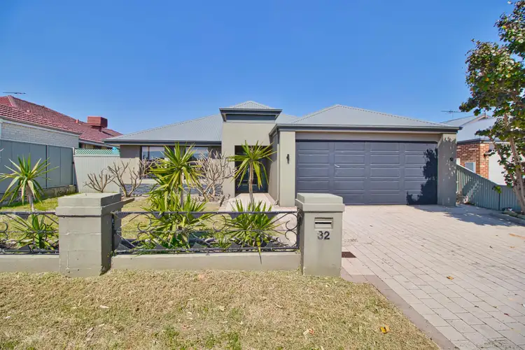 32 Kirkbride Meander, Waikiki WA 6169