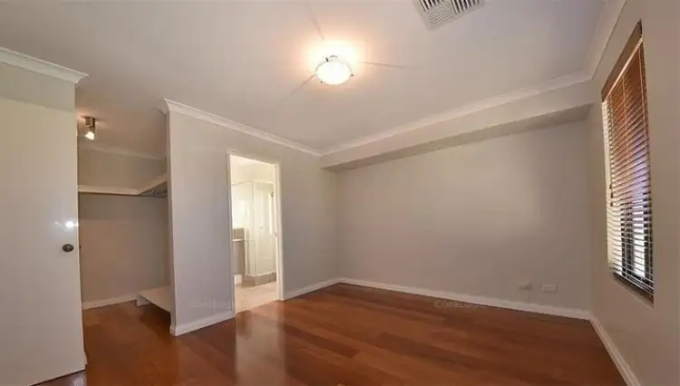 Seventh view of Homely house listing, 4 Hindmarsh Way, Edgewater WA 6027