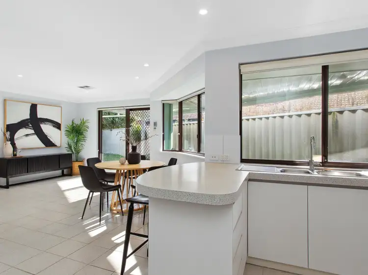 3/117 Woodrow Avenue