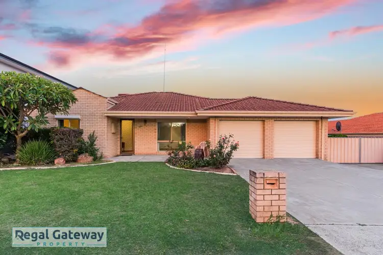454 Rockingham Road, Lake Coogee WA 6166