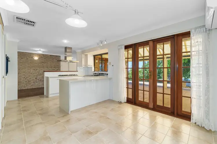 Fifth view of Homely house listing, 2 Skipper Place, Ballajura WA 6066