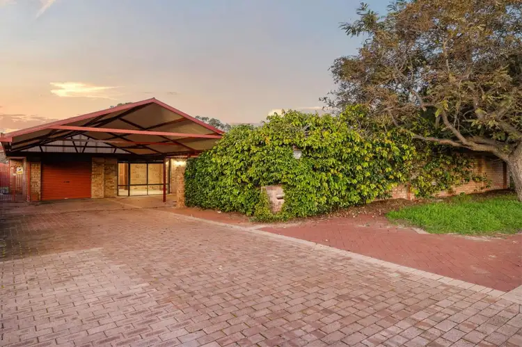 164 Glengarry Drive, Duncraig WA 6023