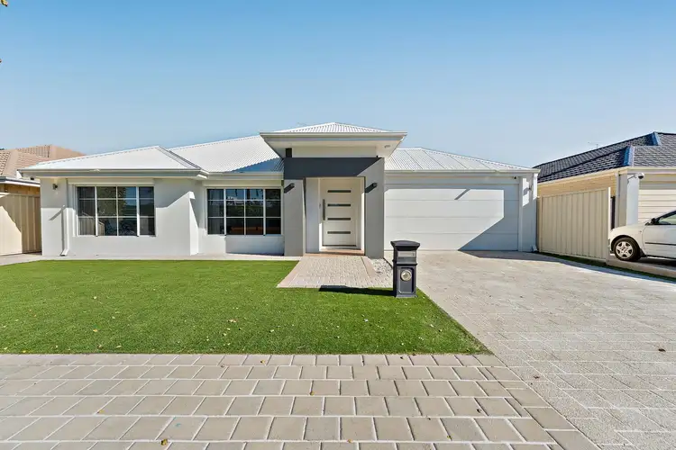 38 Hardey East Road, Wattle Grove WA 6107