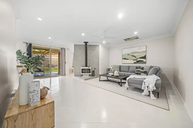 Second view of Homely house listing, 4 Southern Cross Circle, Ocean Reef WA 6027