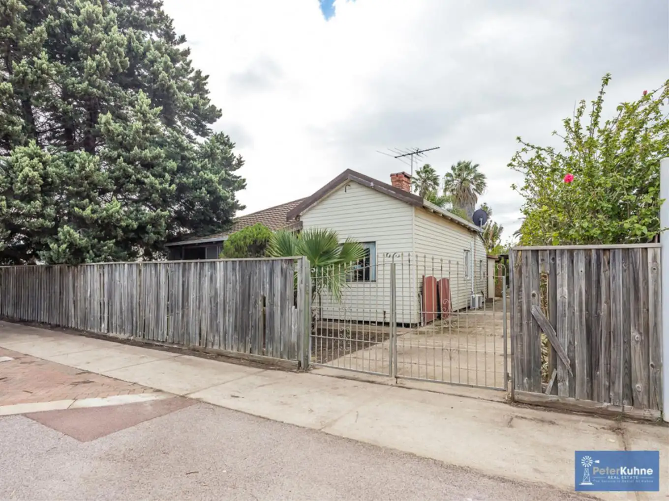 Main view of Homely house listing, 2 Chittering Road, Bullsbrook WA 6084