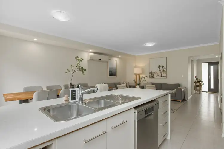 Sixth view of Homely townhouse listing, 23/1 Pitta Corner, Success WA 6164