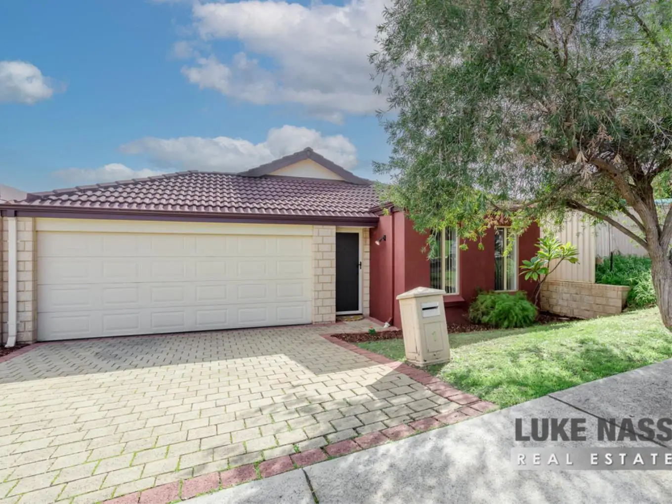 Main view of Homely villa listing, 1/11 Clarence Road, Armadale WA 6112