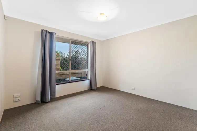 Sixth view of Homely house listing, 9 Leeward Close, Safety Bay WA 6169