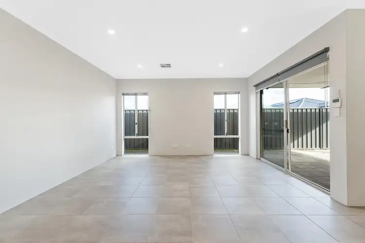Fourth view of Homely house listing, 7 Tuff Way, Piara Waters WA 6112