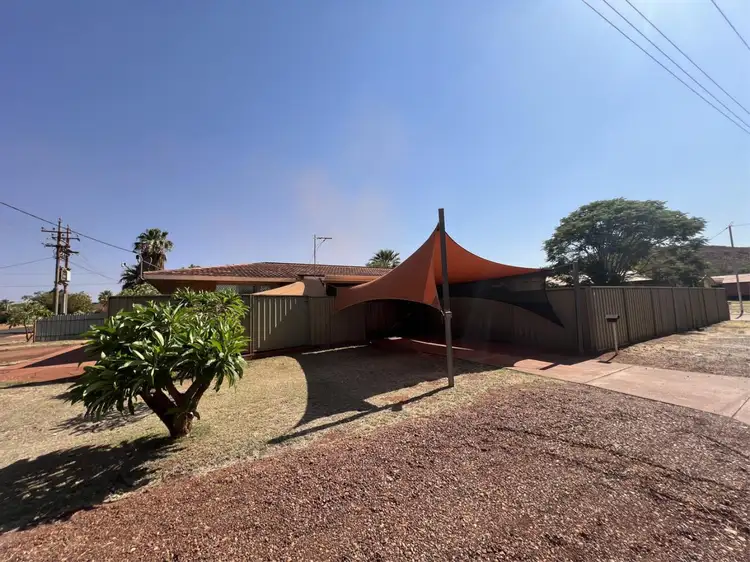 12 Nanba Street