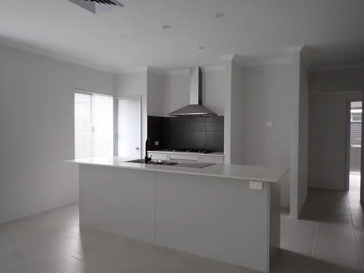 Fourth view of Homely house listing, 2/9 Edinburgh Road, Forrestfield WA 6058