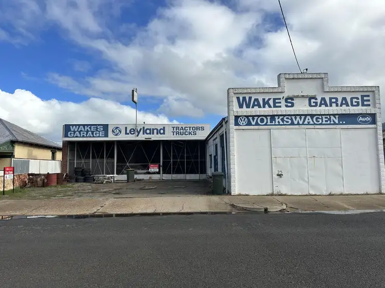 25 Richardson  Street, Katanning WA 6317