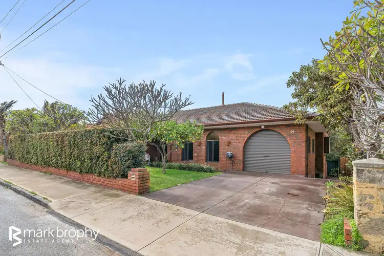 34 Lilly Street, South Fremantle WA 6162