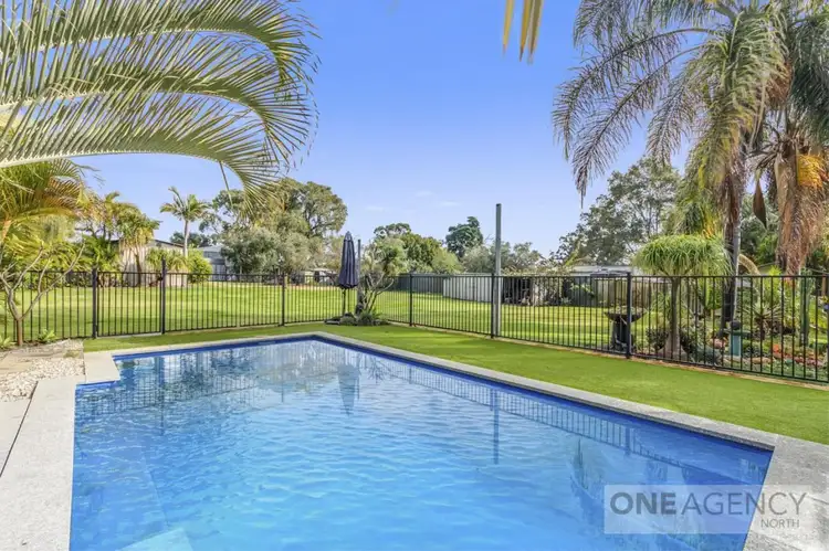 7 James Street, Mariginiup WA 6078