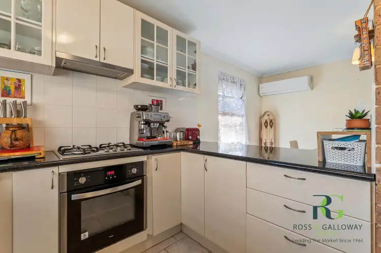 Sixth view of Homely unit listing, 4/33 Murray Road, Palmyra WA 6157