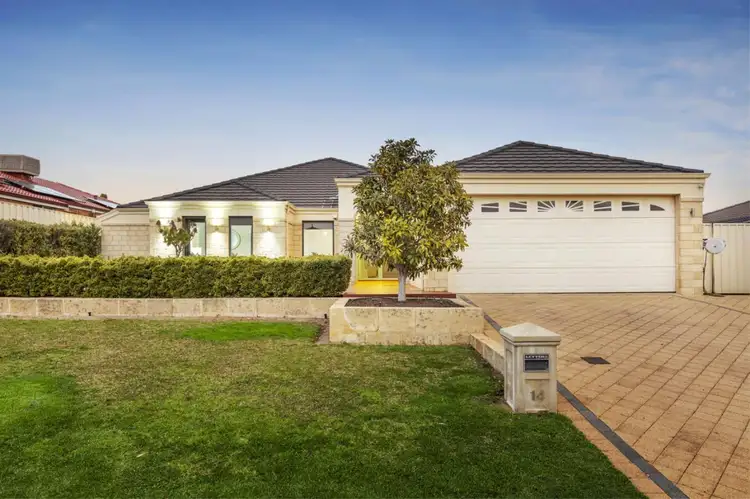 14 Manhattan Avenue, Iluka WA 6028