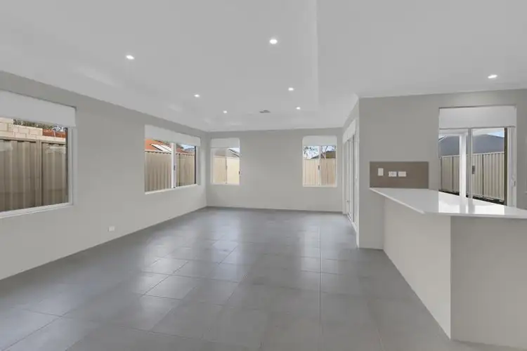 Fourth view of Homely house listing, 7 Windsor Way, Waikiki WA 6169