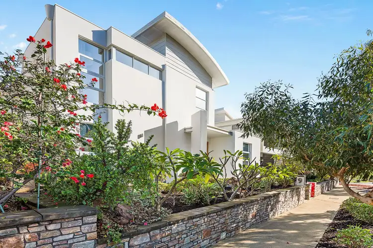 9 Mountainbell Road, Churchlands WA 6018